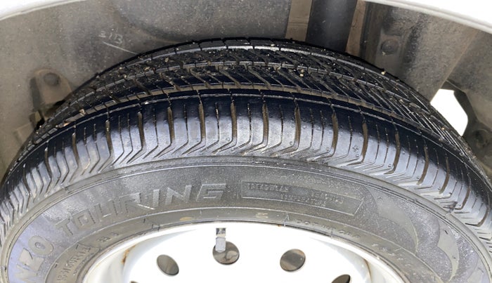 2013 Maruti Swift Dzire LXI, Petrol, Manual, 15,757 km, Left Rear Tyre Tread