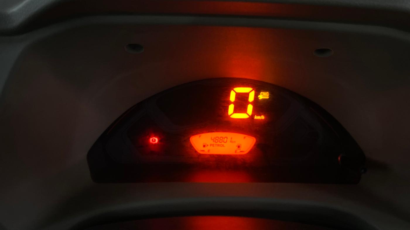 2024 Maruti Eeco 5 STR AC CNG, CNG, Manual, 48,761 km, Odometer Image