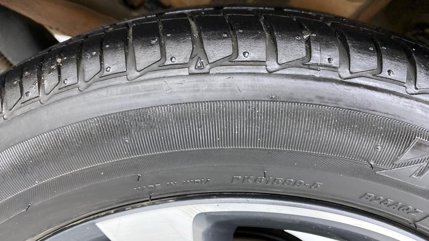 2019 Tata Tiago XZ+ 1.2 Revotron, Petrol, Manual, 15,835 km, Left Rear Tyre Tread