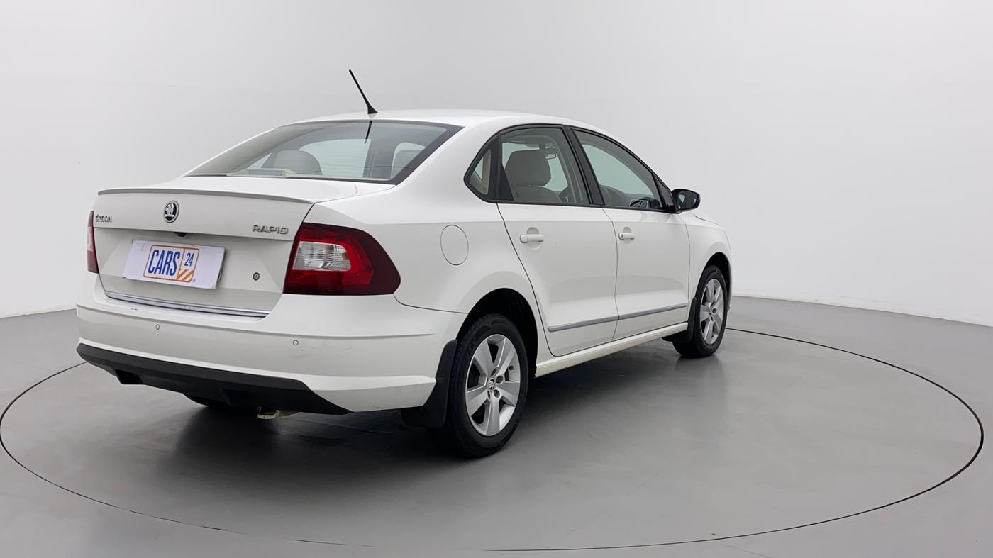 2019 Skoda Rapid AMBITION 1.6 MPI MT, Petrol, Manual, 31,104 km, Right Back Diagonal