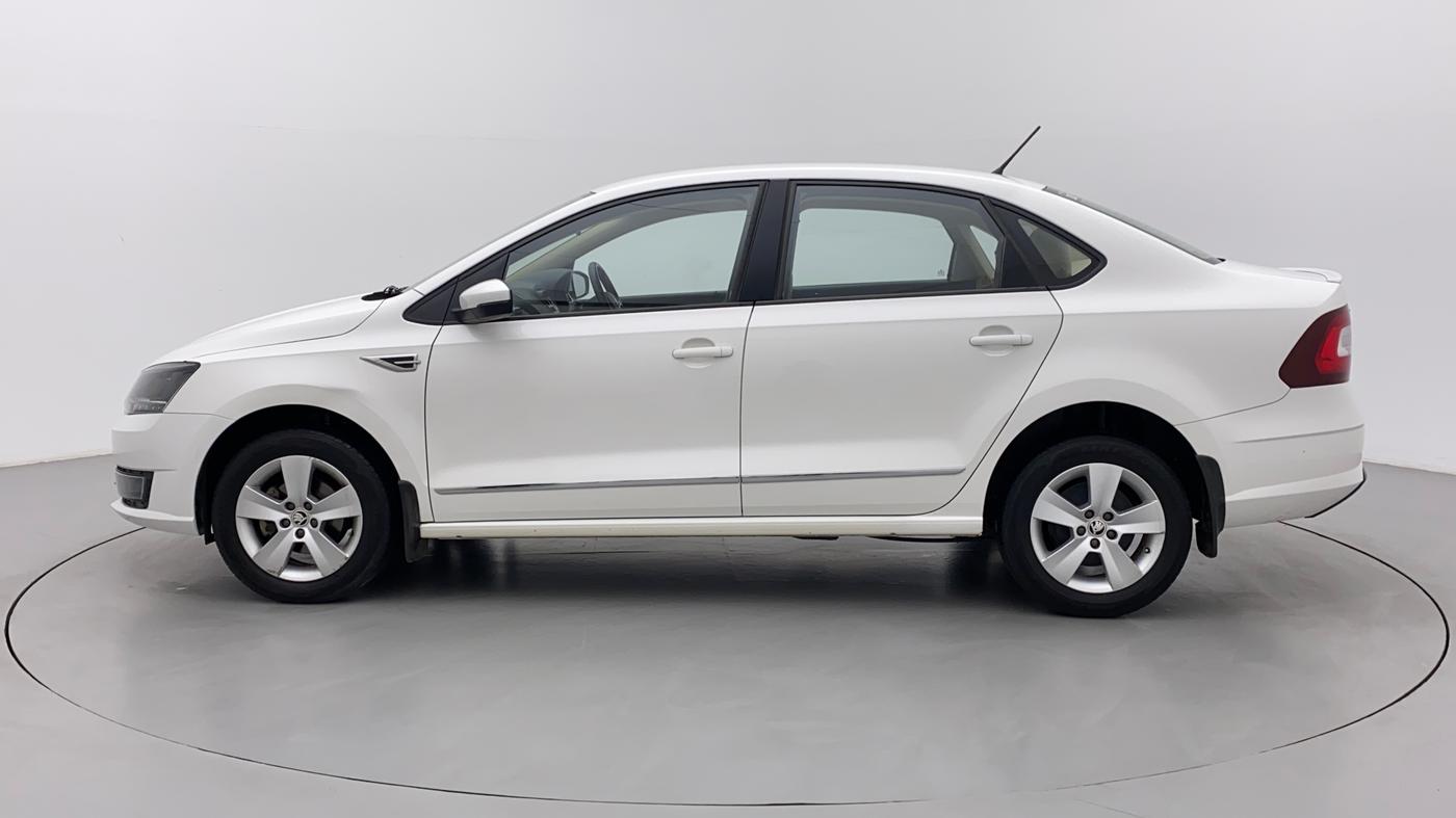 2019 Skoda Rapid AMBITION 1.6 MPI MT, Petrol, Manual, 31,104 km, Left Side