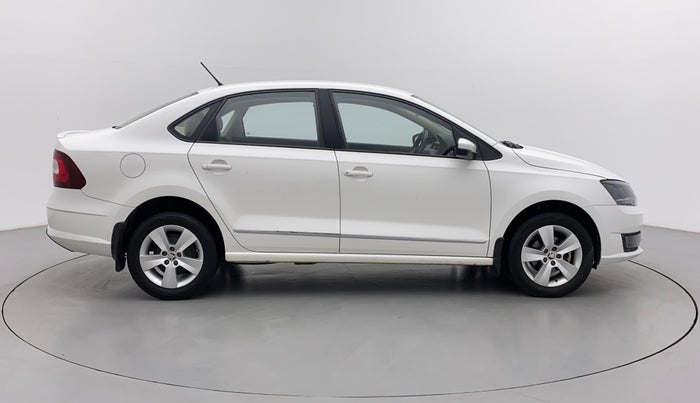 2019 Skoda Rapid AMBITION 1.6 MPI MT, Petrol, Manual, 31,104 km, Right Side View
