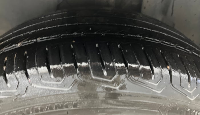 2021 Tata ALTROZ XT PETROL, Petrol, Manual, 43,266 km, Left Front Tyre Tread