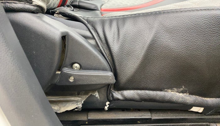 2017 Maruti Alto 800 LXI, Petrol, Manual, 42,091 km, Driver Side Adjustment Panel