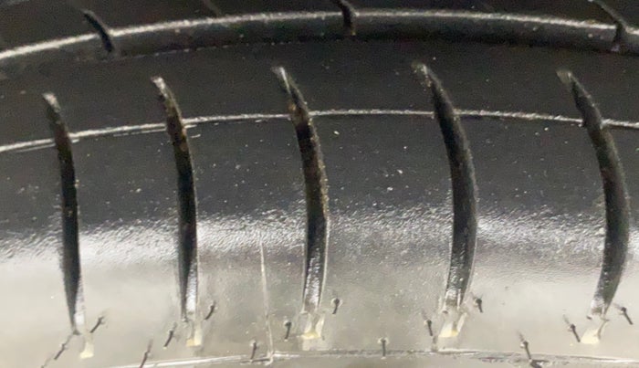 2019 Tata Tiago XZ PETROL, Petrol, Manual, 79,913 km, Left Front Tyre Tread