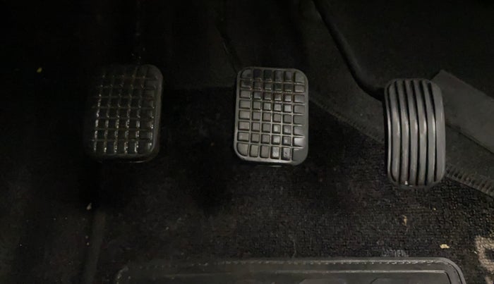 2019 Tata Tiago XZ PETROL, Petrol, Manual, 79,913 km, Pedals