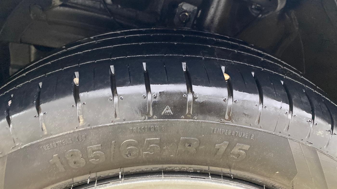 2024 Maruti Baleno DELTA CNG 1.2L, CNG, Manual, 29,942 km, Left Front Tyre Tread