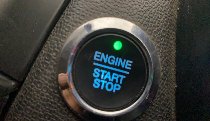 2020 Ford Ecosport TITANIUM 1.5L SPORTS(SUNROOF) DIESEL, Diesel, Manual, 70,220 km, Keyless Start/ Stop Button