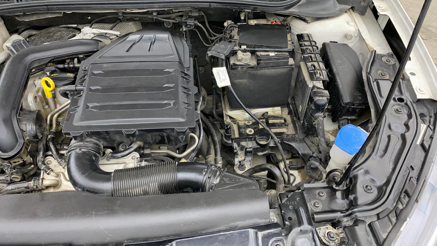 2024 Volkswagen VIRTUS HIGHLINE TSI 1.0 AT, Petrol, Automatic, 26,967 km, Engine View - Left
