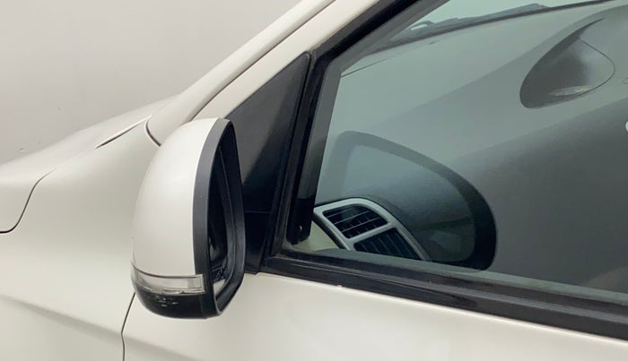 2012 Hyundai i20 SPORTZ 1.2, Petrol, Manual, 68,514 km, Left rear-view mirror - Folding motor not working