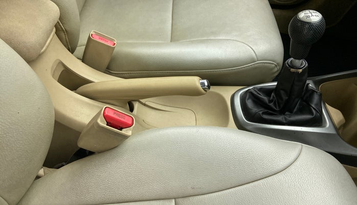 2013 Honda City 1.5L I-VTEC V MT, Petrol, Manual, 70,653 km, Gear Lever
