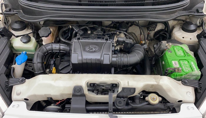 2017 Hyundai Eon ERA PLUS (O), Petrol, Manual, 33,963 km, Open Bonet