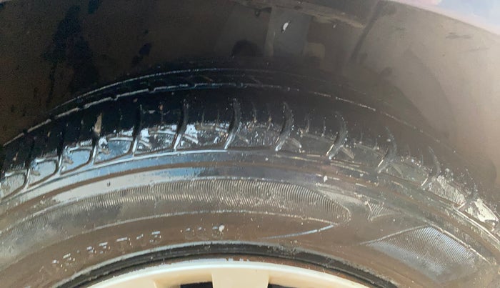 2019 Maruti Baleno DELTA PETROL 1.2, Petrol, Manual, 55,803 km, Right Front Tyre Tread