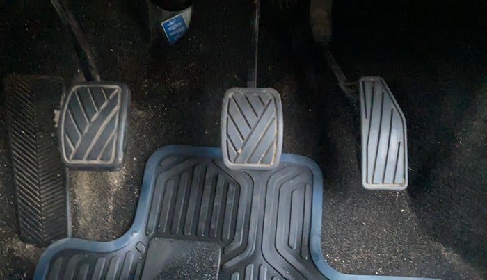 2019 Maruti Baleno DELTA PETROL 1.2, Petrol, Manual, 55,803 km, Pedals