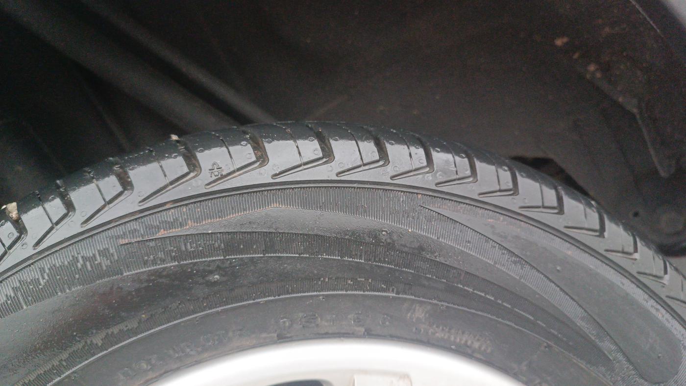 2019 Renault Kwid RXT 0.8 (O), Petrol, Manual, 22,903 km, Right Rear Tyre Tread