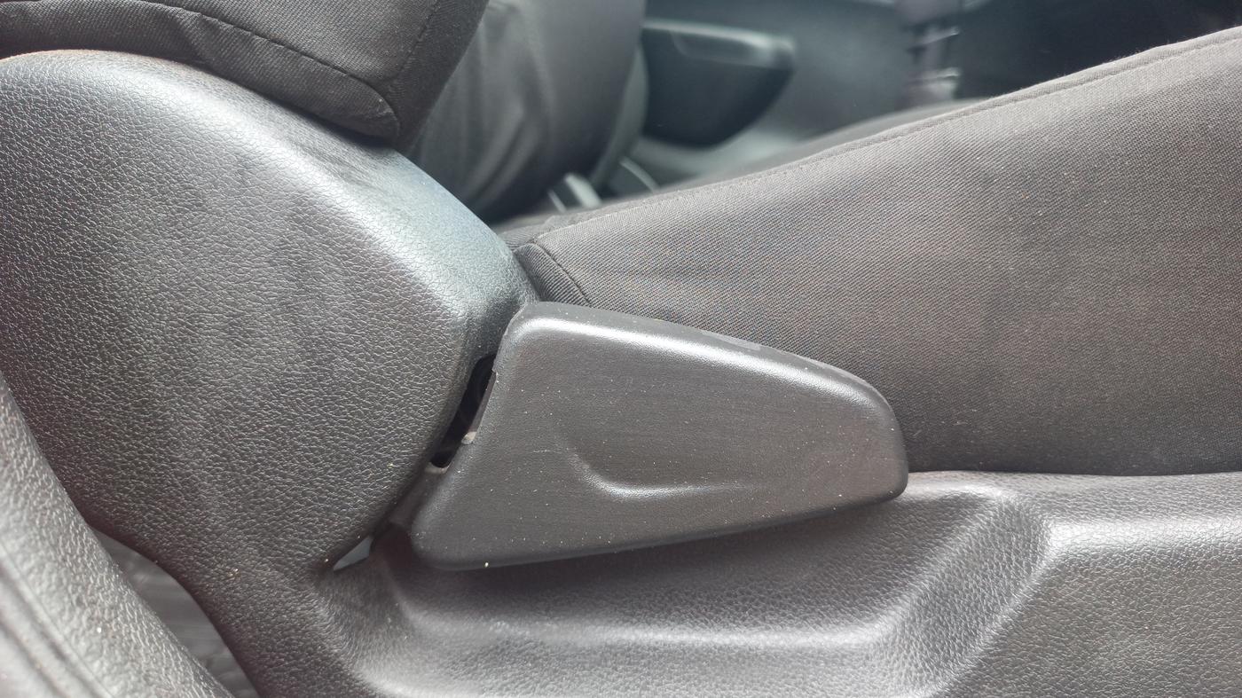 2019 Renault Kwid RXT 0.8 (O), Petrol, Manual, 22,903 km, Driver Side Adjustment Panel