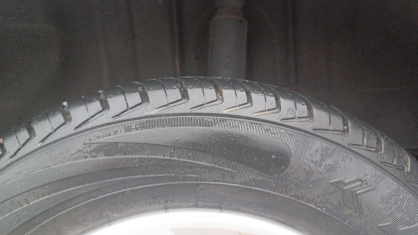 2019 Renault Kwid RXT 0.8 (O), Petrol, Manual, 22,903 km, Left Rear Tyre Tread