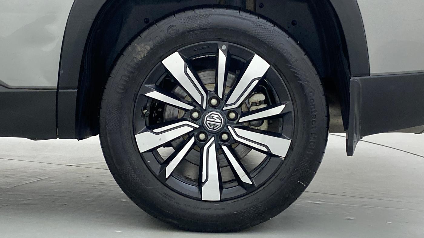 2020 MG HECTOR PLUS SHARP HYBRID PETROL, Petrol, Manual, 34,528 km, Left Rear Wheel