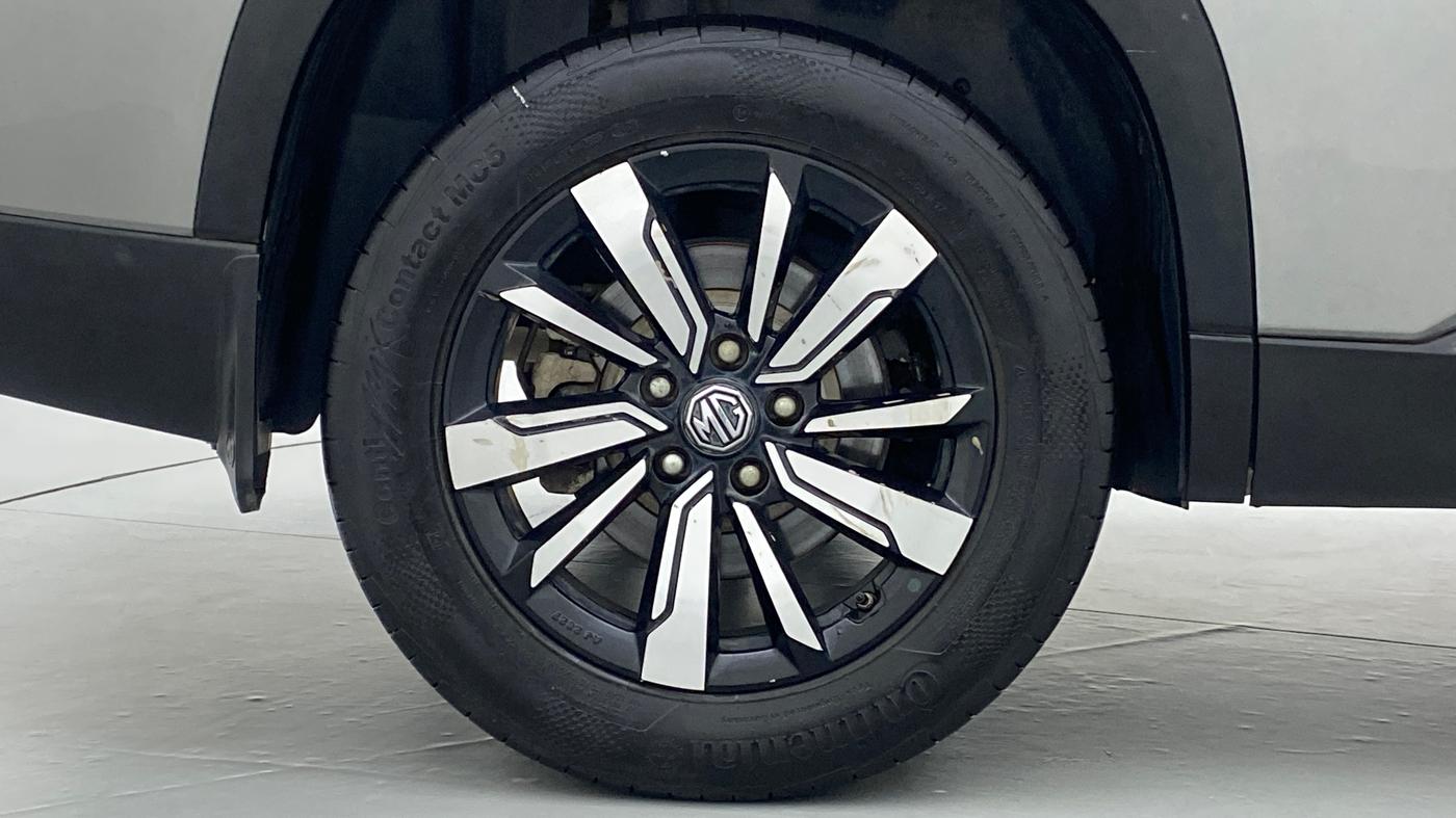 2020 MG HECTOR PLUS SHARP HYBRID PETROL, Petrol, Manual, 34,528 km, Right Rear Wheel
