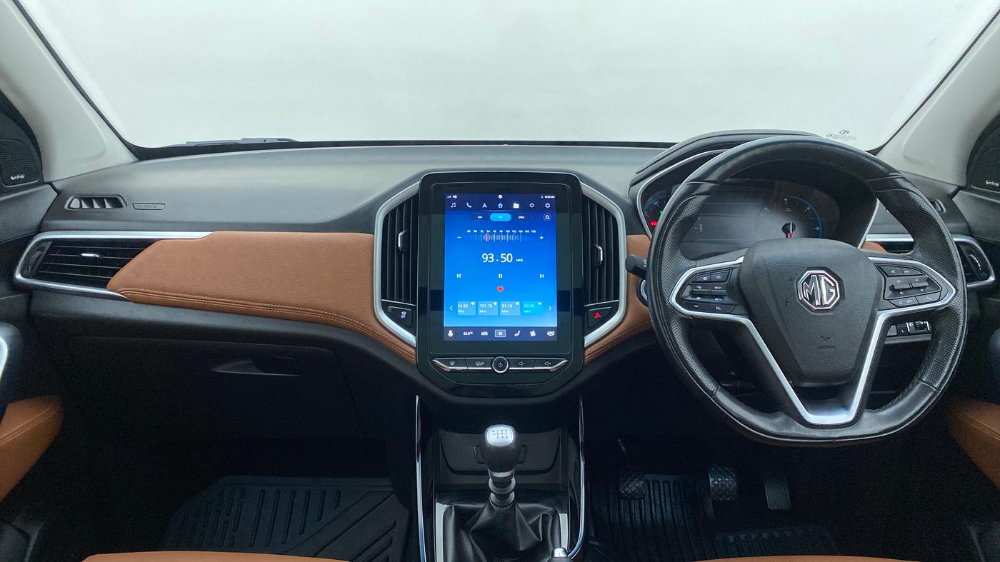 2020 MG HECTOR PLUS SHARP HYBRID PETROL, Petrol, Manual, 34,528 km, Dashboard