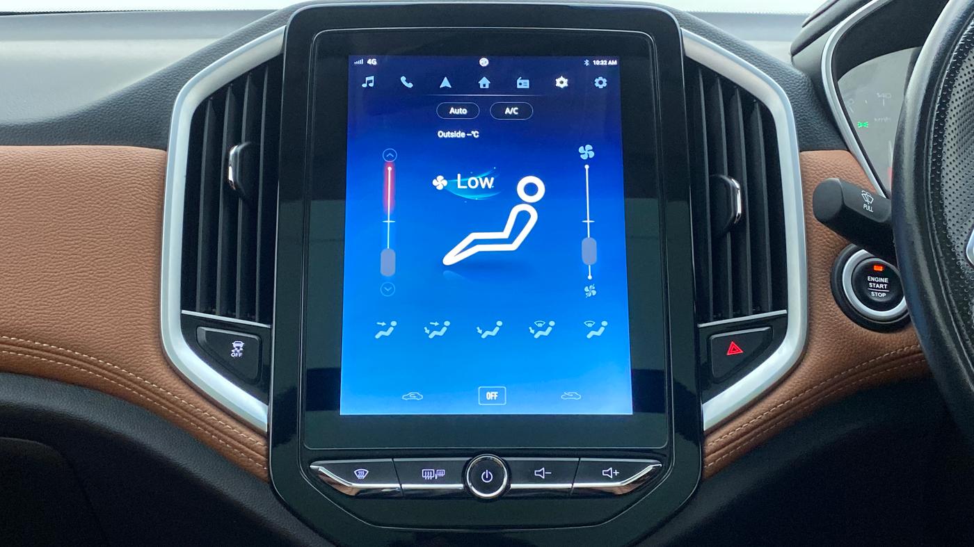 2020 MG HECTOR PLUS SHARP HYBRID PETROL, Petrol, Manual, 34,528 km, Automatic Climate Control