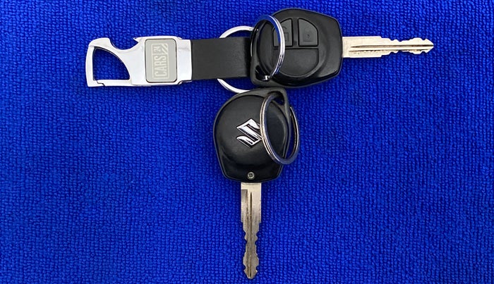 2015 Maruti Swift Dzire VXI, Petrol, Manual, 47,097 km, Key Close Up