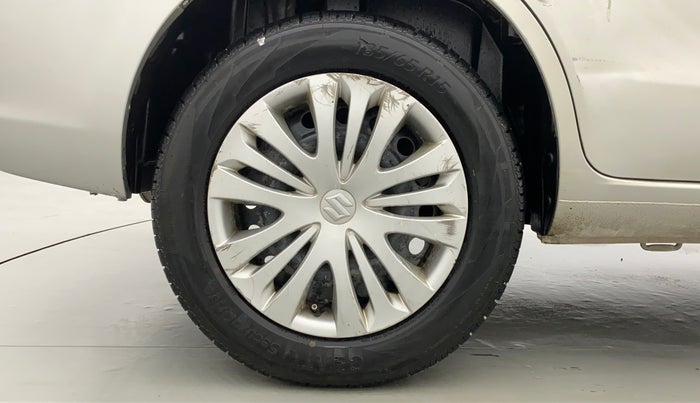 2015 Maruti Ertiga VXI, Petrol, Manual, 93,150 km, Right Rear Wheel
