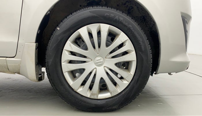 2015 Maruti Ertiga VXI, Petrol, Manual, 93,150 km, Right Front Wheel
