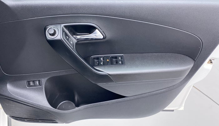 2021 Skoda Rapid STYLE 1.0 AT, Petrol, Automatic, 20,355 km, Driver Side Door Panels Control