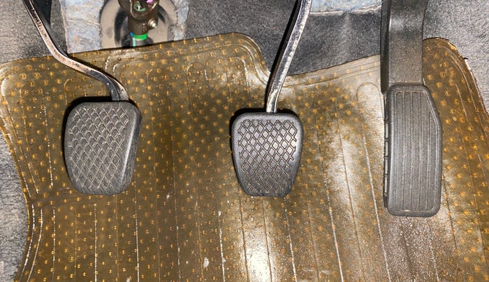 2015 Honda Jazz 1.2L I-VTEC V, Petrol, Manual, 98,767 km, Pedals