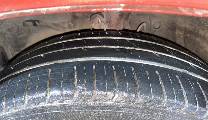 2015 Honda Jazz 1.2L I-VTEC V, Petrol, Manual, 98,767 km, Left Front Tyre Tread