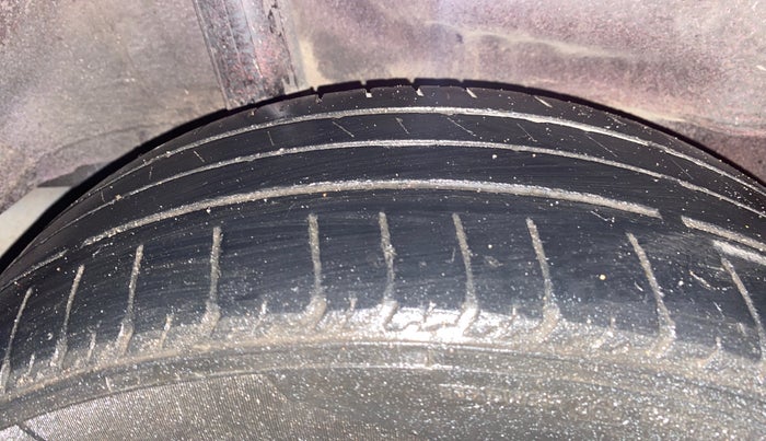 2015 Honda Jazz 1.2L I-VTEC V, Petrol, Manual, 98,767 km, Right Rear Tyre Tread