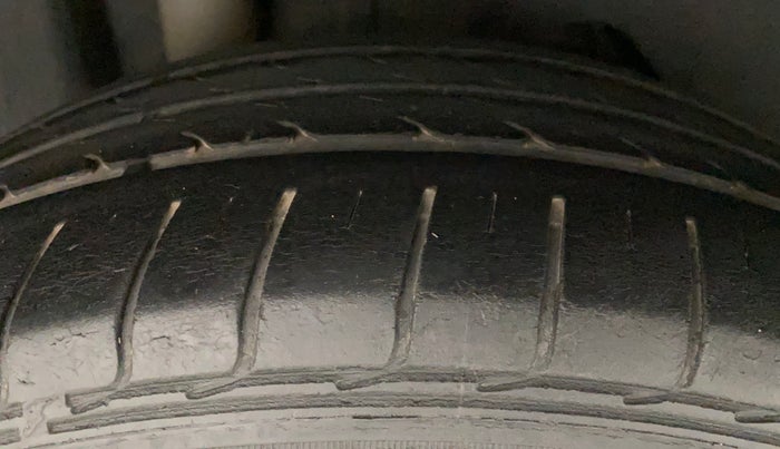 2019 Ford FREESTYLE TITANIUM PLUS 1.5 DIESEL, Diesel, Manual, Right Rear Tyre Tread