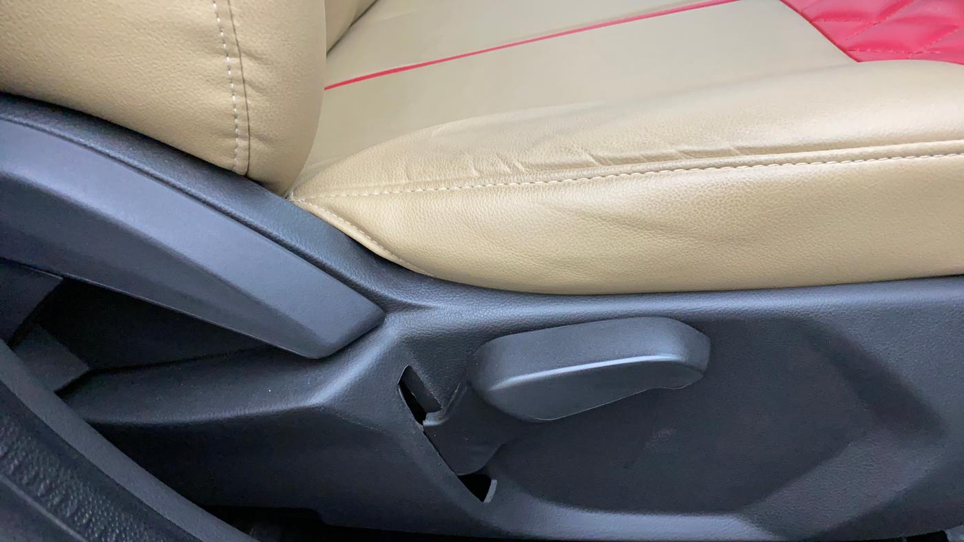 2019 Ford FREESTYLE TITANIUM PLUS 1.5 DIESEL, Diesel, Manual, Driver Side Adjustment Panel