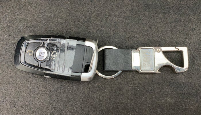 2019 Ford FREESTYLE TITANIUM PLUS 1.5 DIESEL, Diesel, Manual, Key Close Up