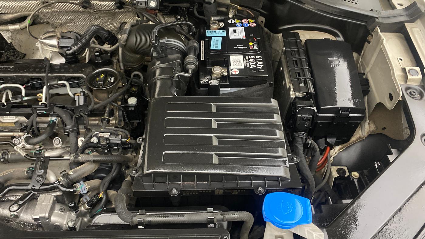 2018 Volkswagen TIGUAN HIGHLINE TDI AT, Diesel, Automatic, 86,076 km, Engine View - Left