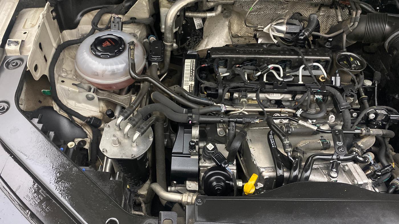 2018 Volkswagen TIGUAN HIGHLINE TDI AT, Diesel, Automatic, 86,076 km, Engine View - Right