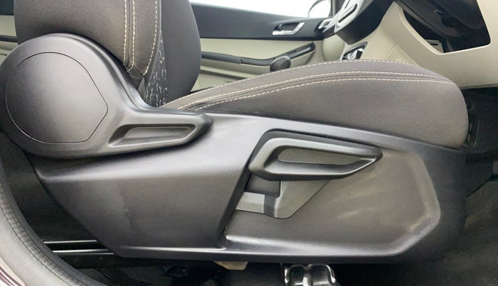 2023 Tata Tiago XZ PLUS CNG, CNG, Manual, 23,424 km, Driver Side Adjustment Panel