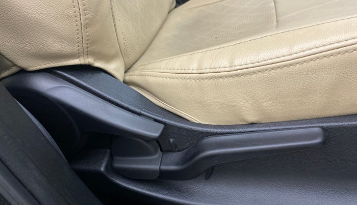 2021 Honda City 1.5L I-VTEC VX, Petrol, Manual, 67,740 km, Driver Side Adjustment Panel