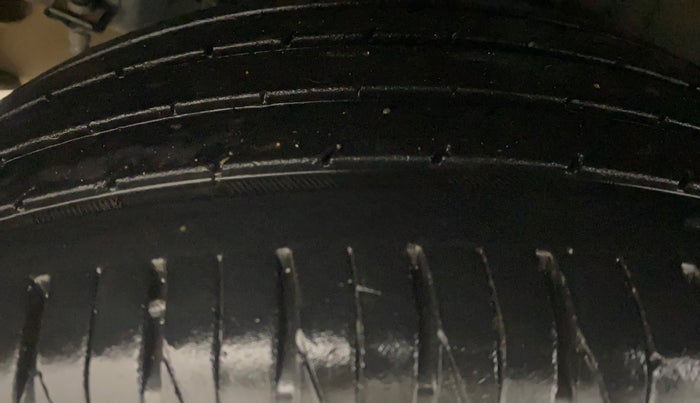 2021 KIA SONET HTX 1.0 IMT, Petrol, Manual, 42,371 km, Right Rear Tyre Tread