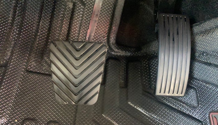 2021 KIA SONET HTX 1.0 IMT, Petrol, Manual, 42,371 km, Pedals