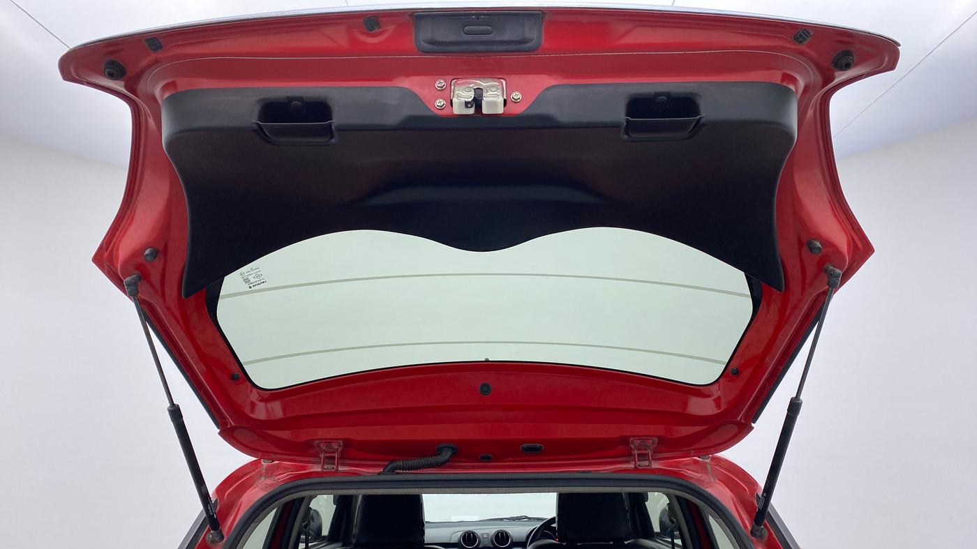 2018 Maruti Swift VXI D, Petrol, Manual, 74,536 km, Boot Door Open