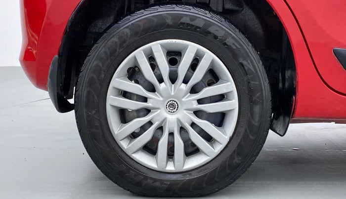 2018 Maruti Swift VXI D, Petrol, Manual, 74,536 km, Right Rear Wheel