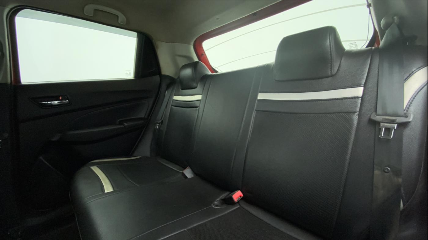 2018 Maruti Swift VXI D, Petrol, Manual, 74,536 km, Right Side Door Cabin View