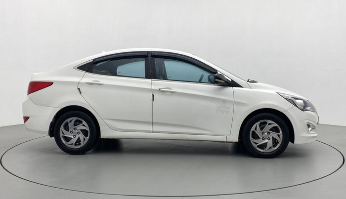 2016 Hyundai Verna FLUIDIC 1.6 CRDI S 4S, Diesel, Manual, 92,441 km, Right Side View