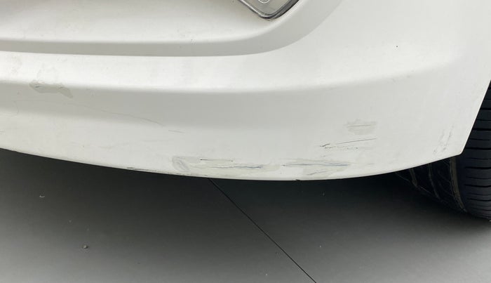 2016 Hyundai Verna FLUIDIC 1.6 CRDI S 4S, Diesel, Manual, 92,441 km, Front bumper - Minor scratches