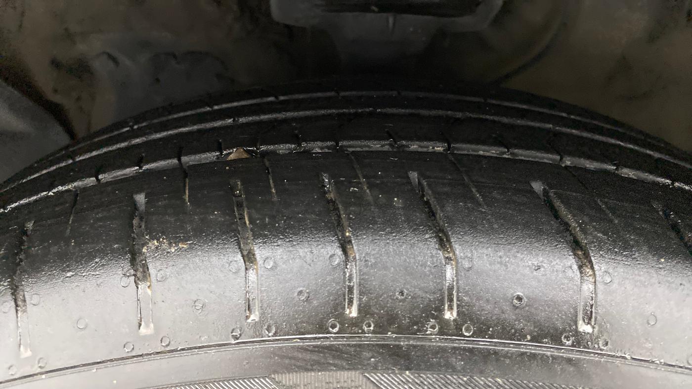 2016 Hyundai Creta SX PLUS AT 1.6 DIESEL, Diesel, Automatic, 89,590 km, Left Front Tyre Tread