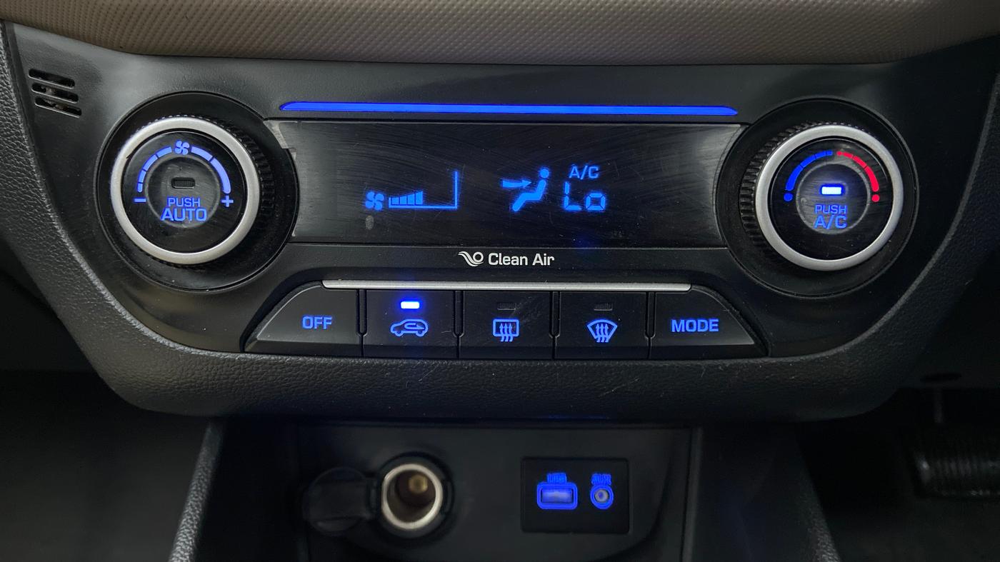 2016 Hyundai Creta SX PLUS AT 1.6 DIESEL, Diesel, Automatic, 89,590 km, Automatic Climate Control