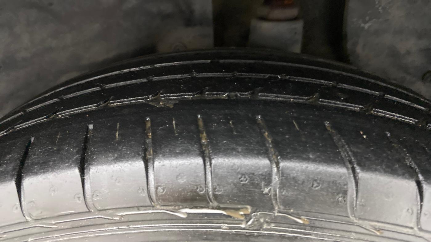 2016 Hyundai Creta SX PLUS AT 1.6 DIESEL, Diesel, Automatic, 89,590 km, Left Rear Tyre Tread