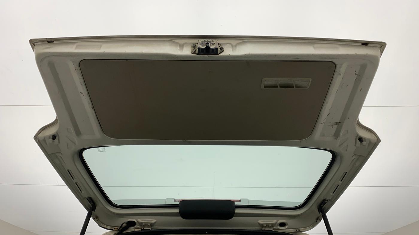 2015 Maruti Eeco 5 STR WITH AC PLUSHTR, Petrol, Manual, 82,834 km, Boot Door Open